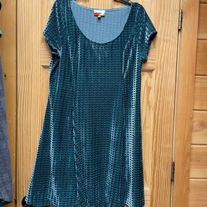 Crushed velvet swing style dress, BNWOT